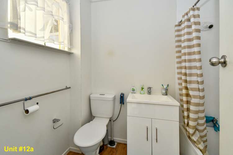 12 Johnstones Road Otara_11