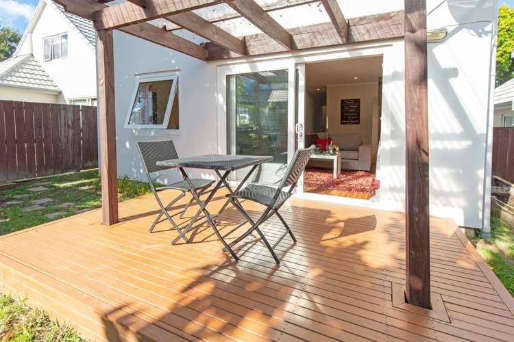 1/672 Whangaparaoa Road Stanmore Bay_10