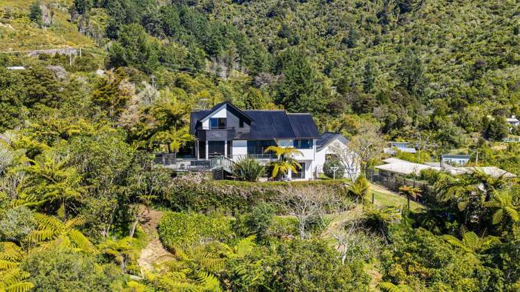 16 Belvue Bay Road Havelock_34