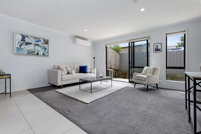 8 Akeake Lane Manurewa_4