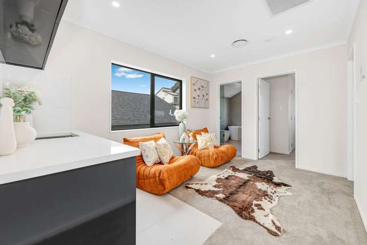32 Hermitage Street Flat Bush_11