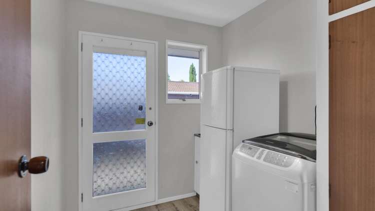 49A Ambleside Drive Burnside_12