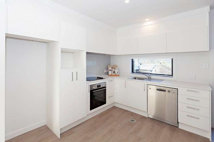 6/8 James Laurie Street Henderson_1