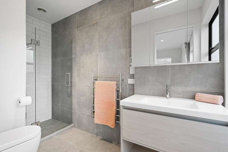 1/2 Manning Street Hamilton Central_23