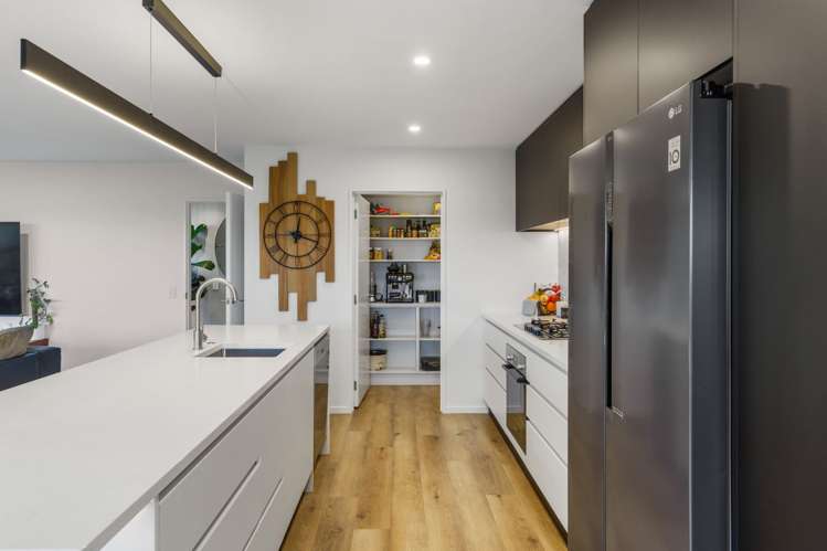 196 Southfield Drive Lincoln_6