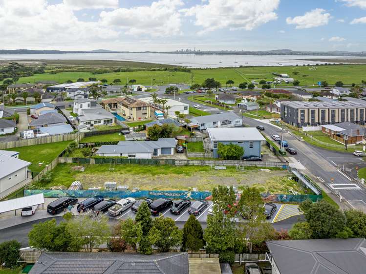 5 Toru Street Te Atatu Peninsula_4