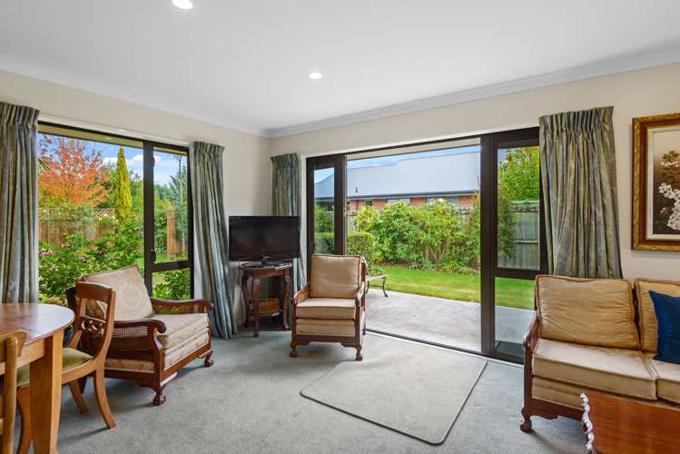 81 North Terrace Darfield_7