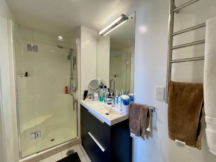 2d/10 Augustus Terrace Parnell_11