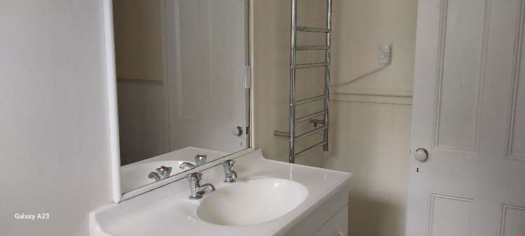 17a Everton Terrace Kelburn_7