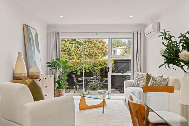 3/94 Rugby Street Merivale_5