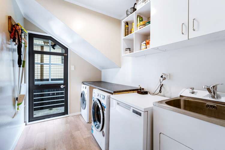 10 Whitley Avenue Ebdentown_14