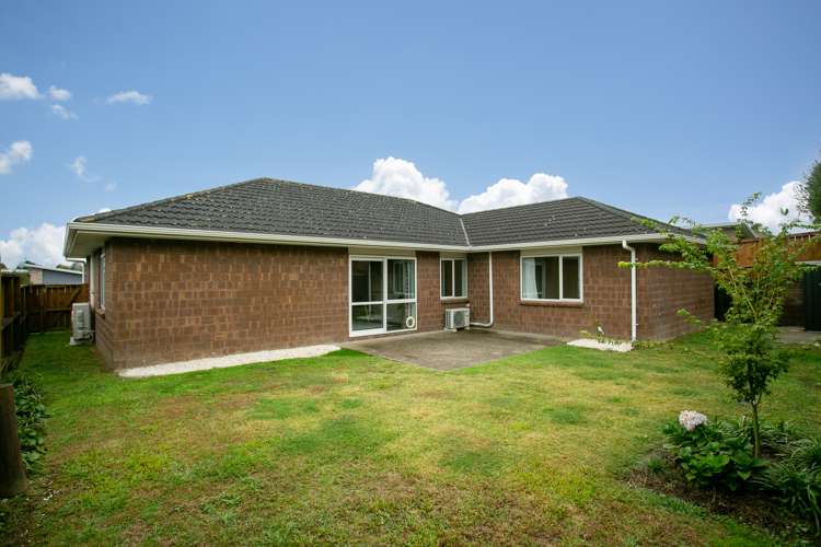 17 Alpers Ridge Leamington_15