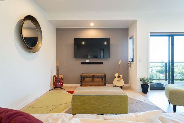 2a Mapplebeck Street Titahi Bay_10
