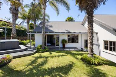 62 Cairns Crescent_3