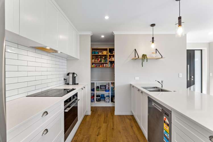 19 Puhitahi Hill Road_5