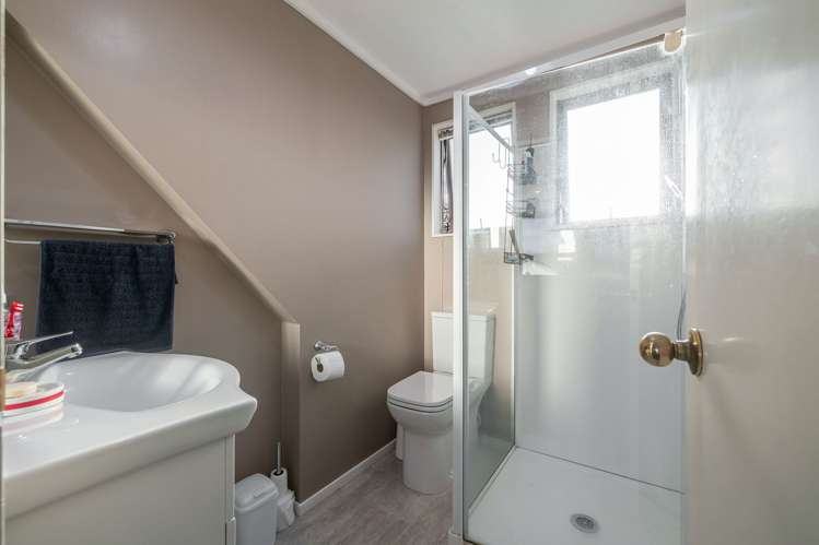 68 Pencarrow Street Highbury_18