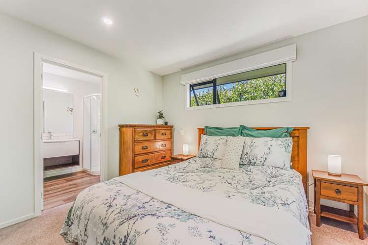 59 Sunningdale Drive Stoke_17