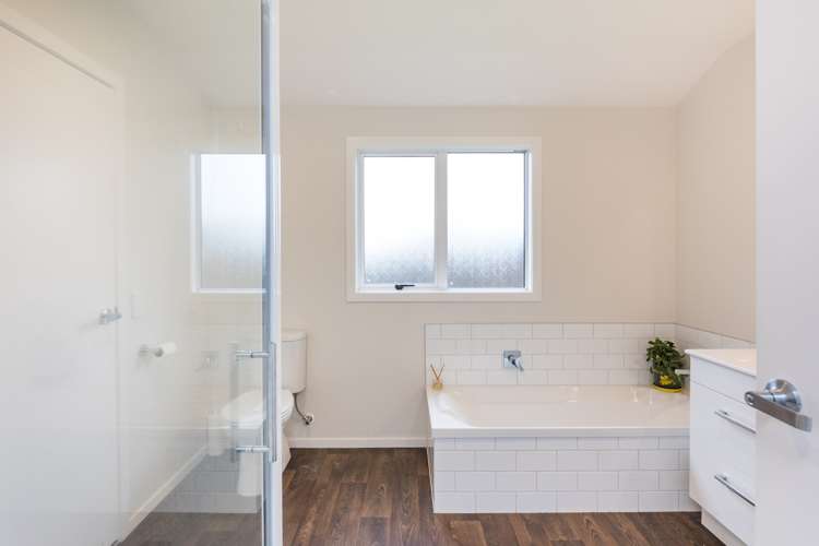 15 Wescombe Grove Feilding_17