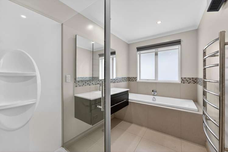 18 Lombardia Way Karaka_21