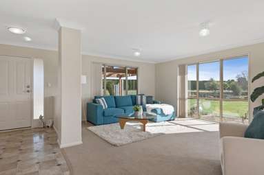 469 Ridge Road_3