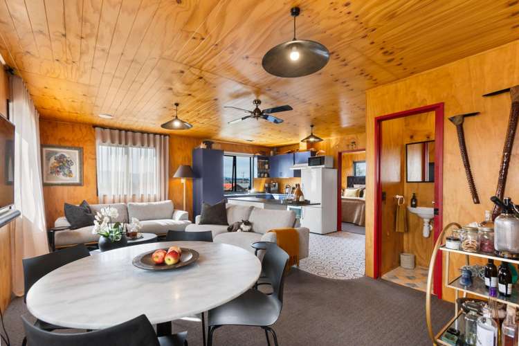 32 Rockhaven Albert Town_17