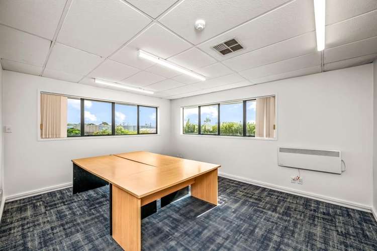 32 & 38-44 Bruce McLaren Road Henderson_18