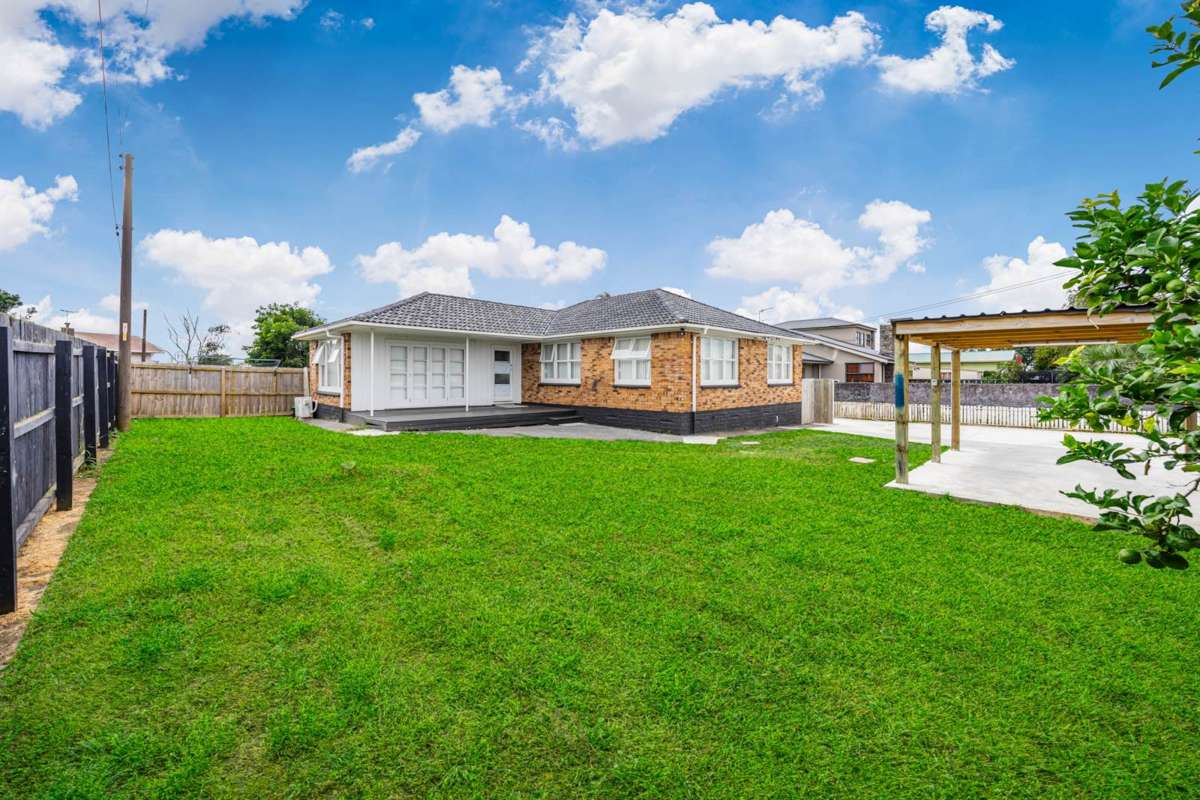 128 & 128A Wyllie Road_0