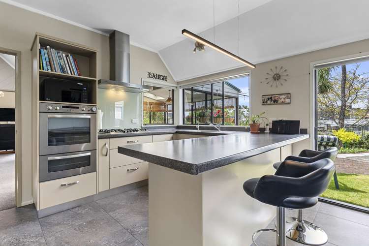 13a Mangorei Road Strandon_6