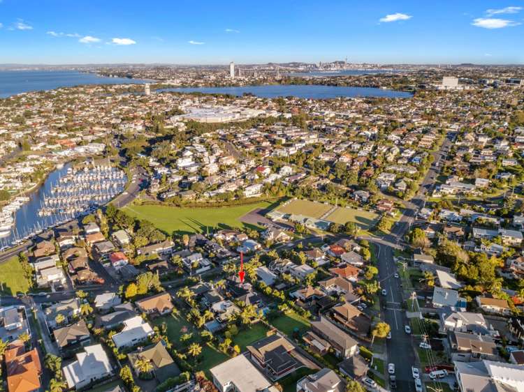 2/23 Commodore Parry Road Castor Bay_19