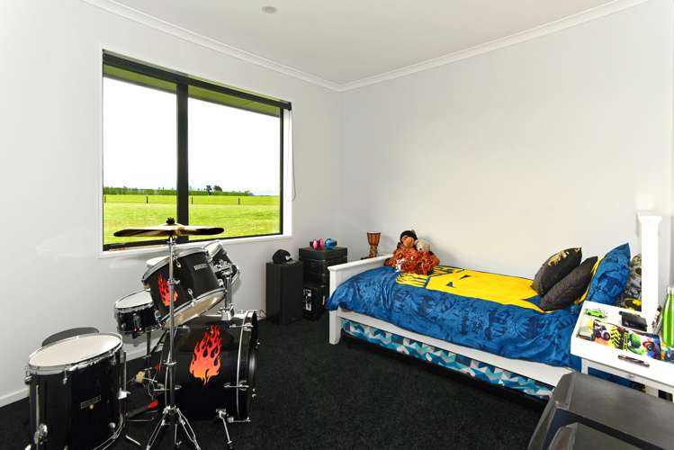 38 Whitcombe Place Darfield_15