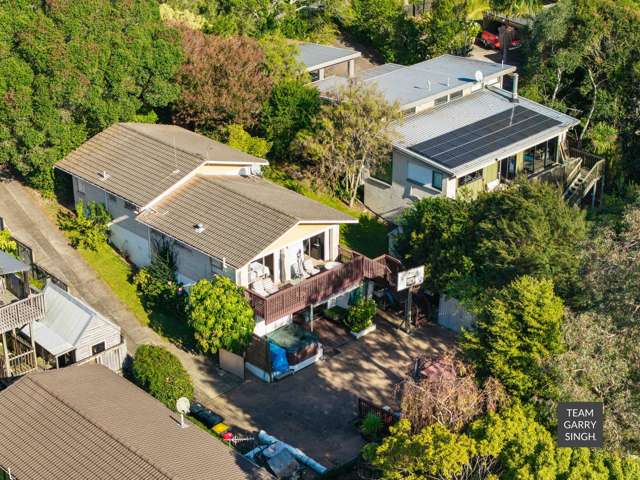 25 YEARS LATER, LEAVING AUCKLAND, NEED TO SELL!