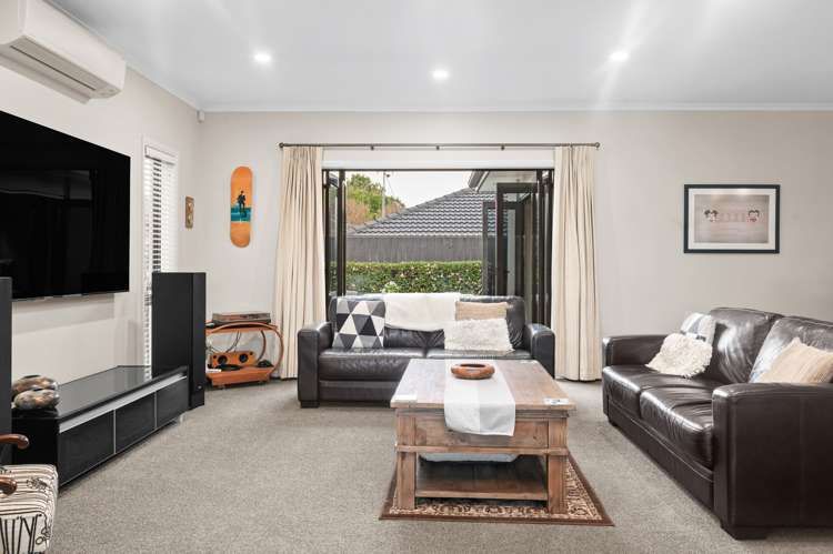 52 Wiltshire Drive Huntington_18