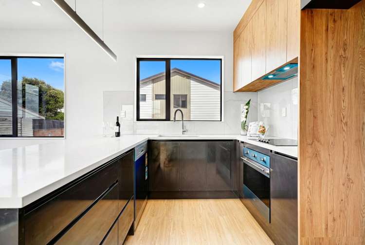 1/16 Binsted Road New Lynn_26