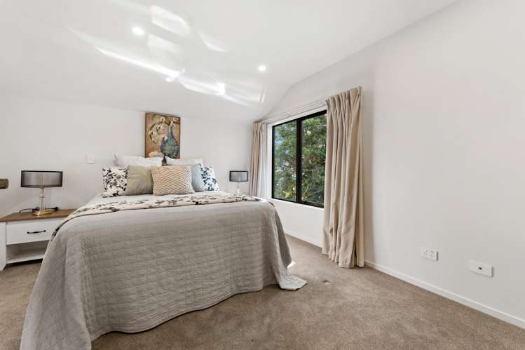 2C Meadway Sunnyhills_17