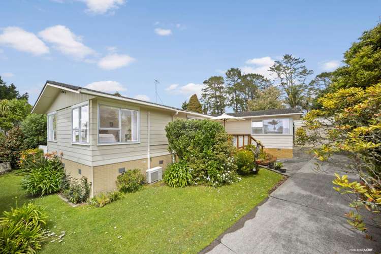 15 Allington Road Massey_13