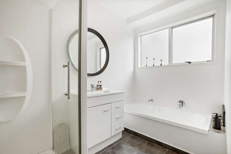 44 Clyma Place Massey_10