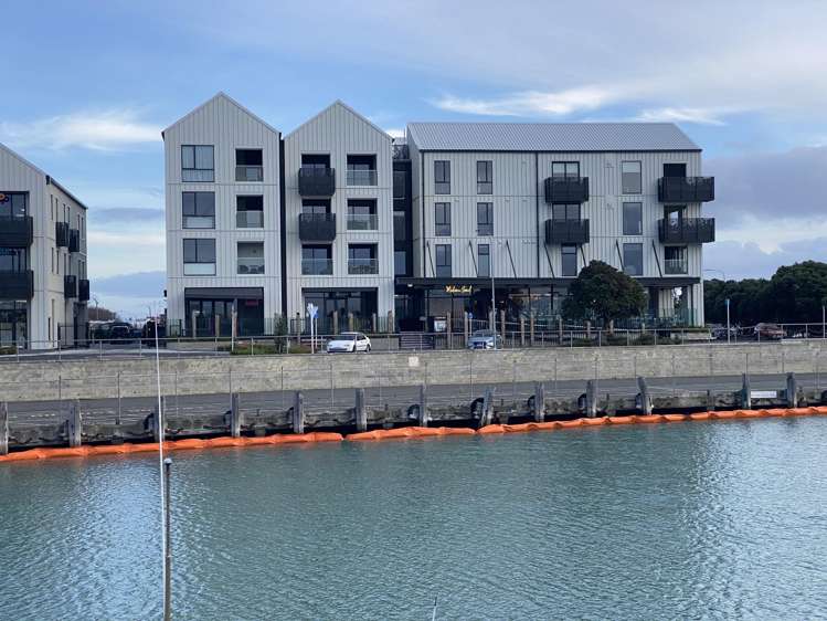6A/11 Customs Quay_0