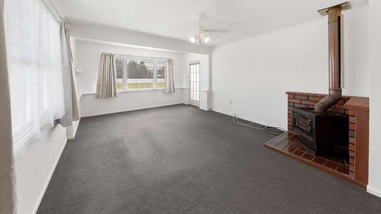 86 Great South Road Pokeno_11