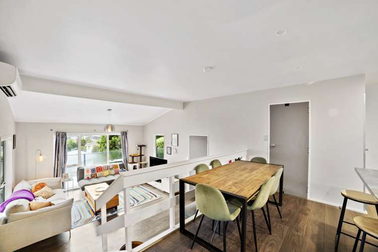 6 Swadel Way Karori_4