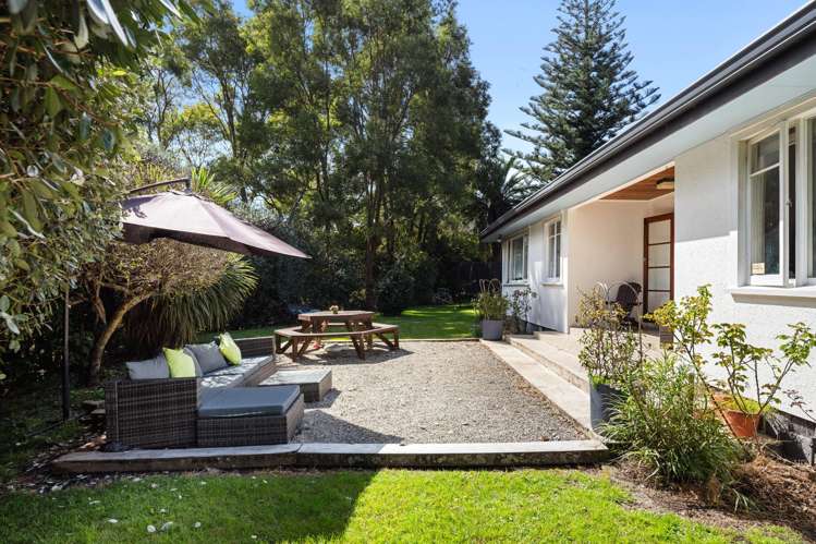 27 Massey Road_0