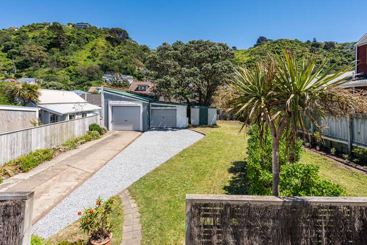 212 Queens Drive Lyall Bay_3