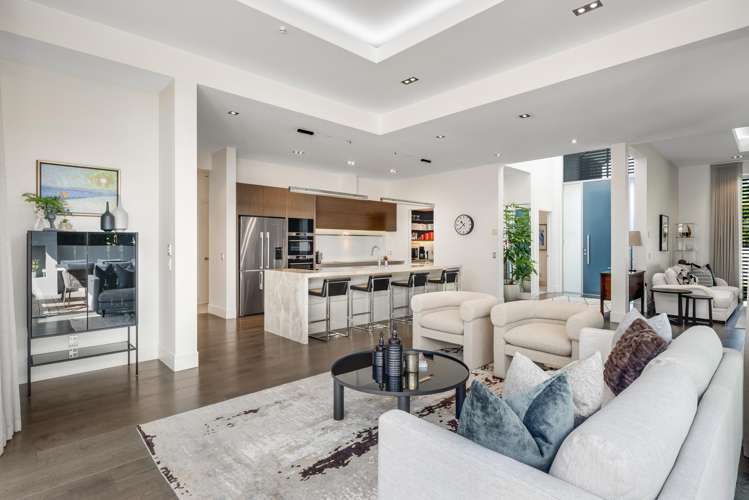 8 Oceania Place Mellons Bay_11