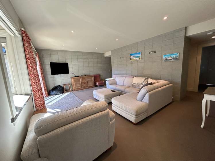 11 Kelliher Drive Wanaka_9