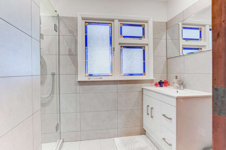 31 Mount View Road Bastia Hill_17