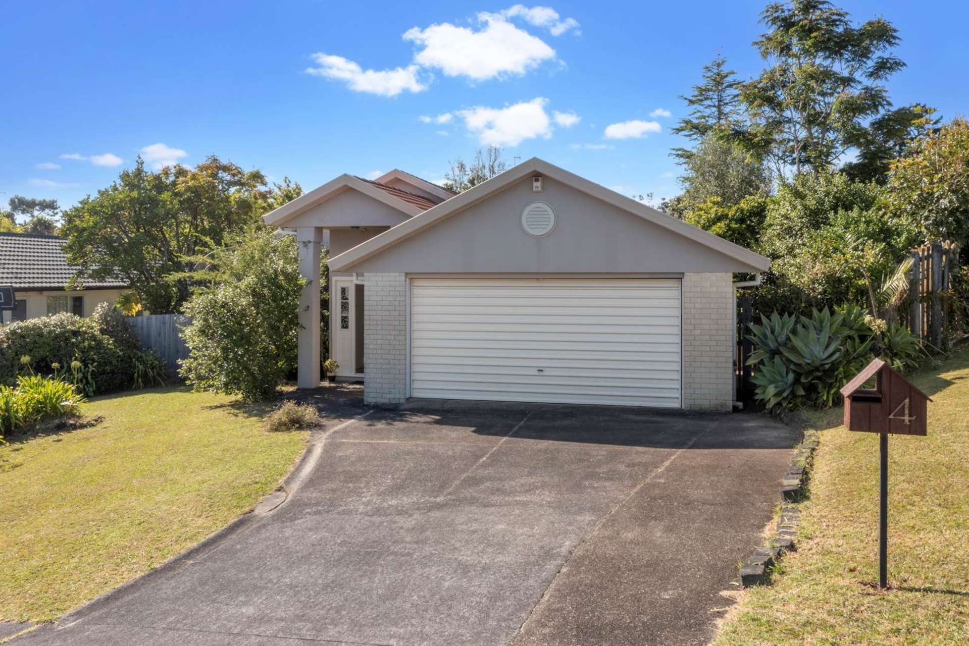 4 Bluebird Crescent Unsworth Heights_0