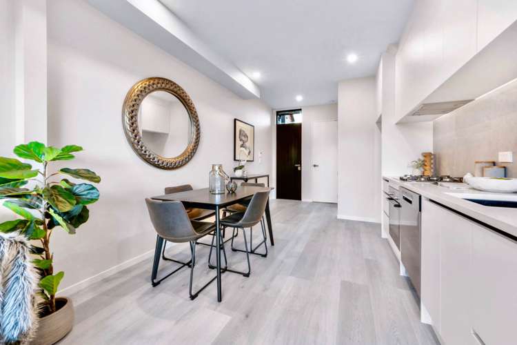 2d Wood Avenue Howick_4