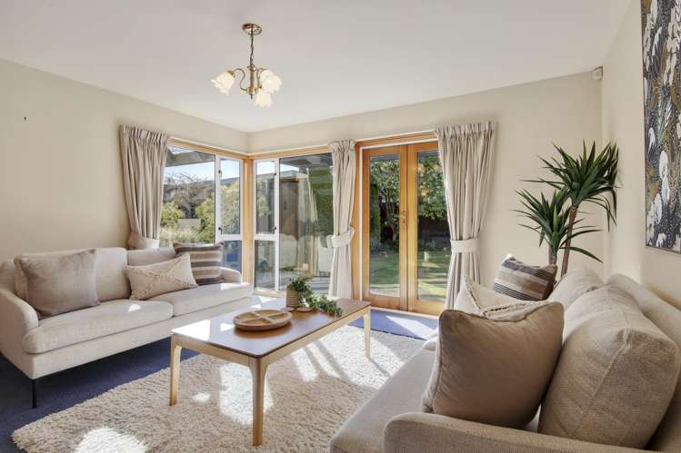 49b Regency Crescent Redwood_14