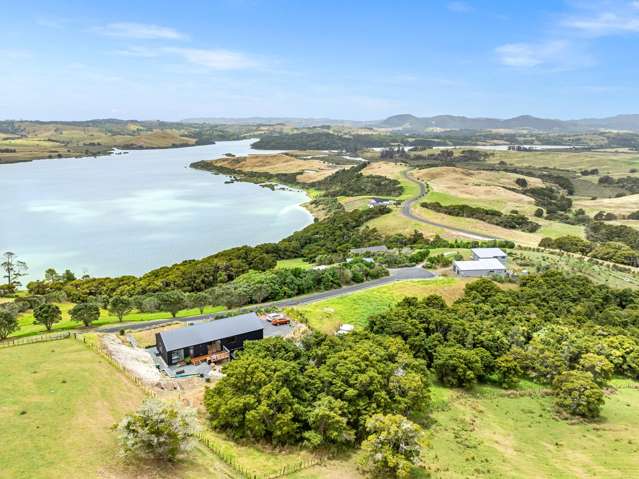 Ultimate Kiwi Lifestyle - Views, Space & Serenity