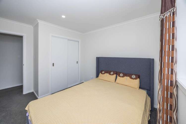 7 Heke Lane Glenview_12