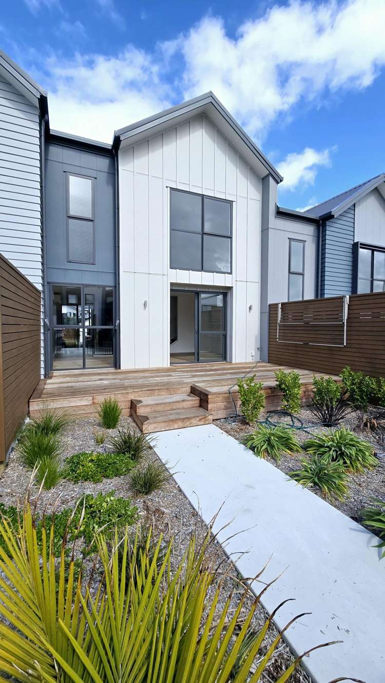 7/36 Henry Tayler Rise Milldale_11